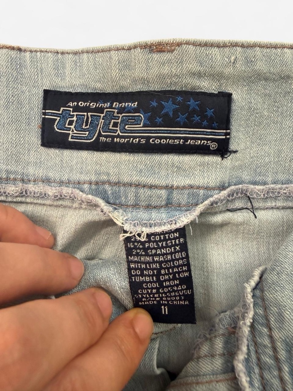 Jeans Subcategory Identification - Picture 2 of 3
